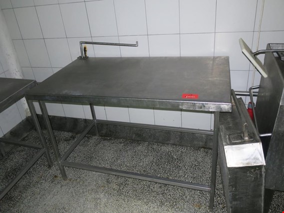 Used Metal tables 3 pcs, 1.5x0.8m for Sale (Auction Premium) | NetBid Industrial Auctions